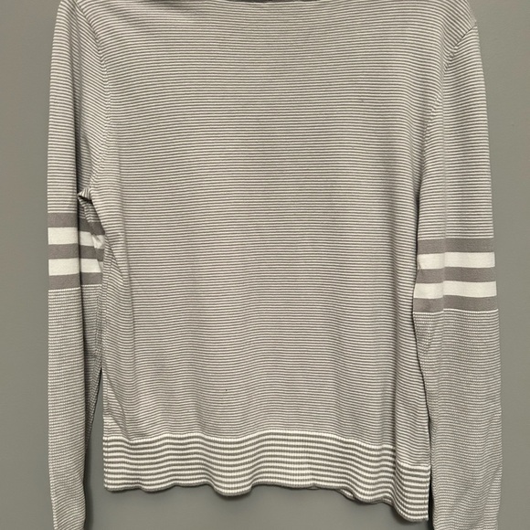 Cabi Charlie Pullover Gray Sweater small - Picture 4 of 5